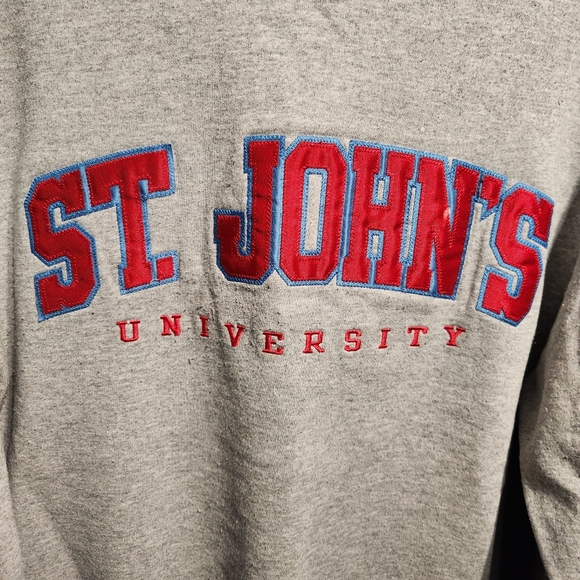 CHAMPION ST. JOHNS  UNIVERSITY MENS CREW NECK SWEAT SHIRT GRAY Medium - Picture 3 of 5